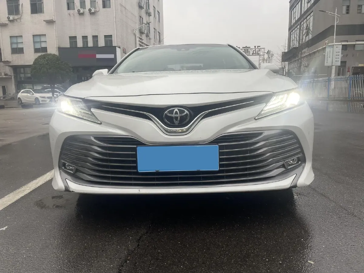 2019 Toyota Camry 2.0L 178HP L4 CVT,autocango,china used car exporter,china ev exporter,chinese used car exporter,chinese used ev exporter