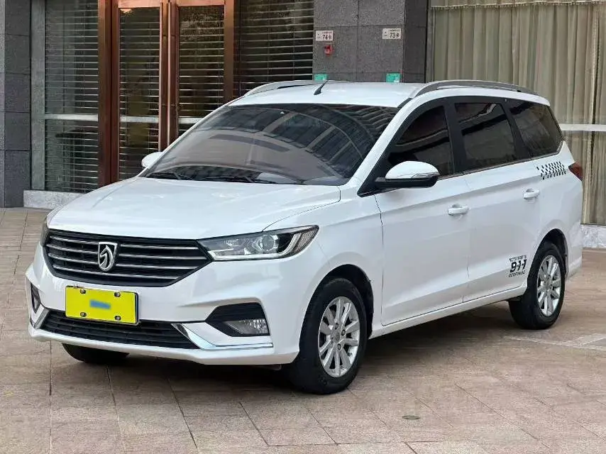 2019 BaoJun 360 1.5L 105HP L4 6MT