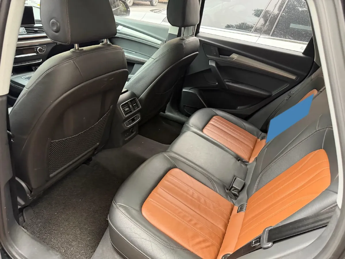 2020 Audi Q5L 2.0T 252HP L4 7DCT,autocango,china used car exporter,china ev exporter,chinese used car exporter,chinese used ev exporter