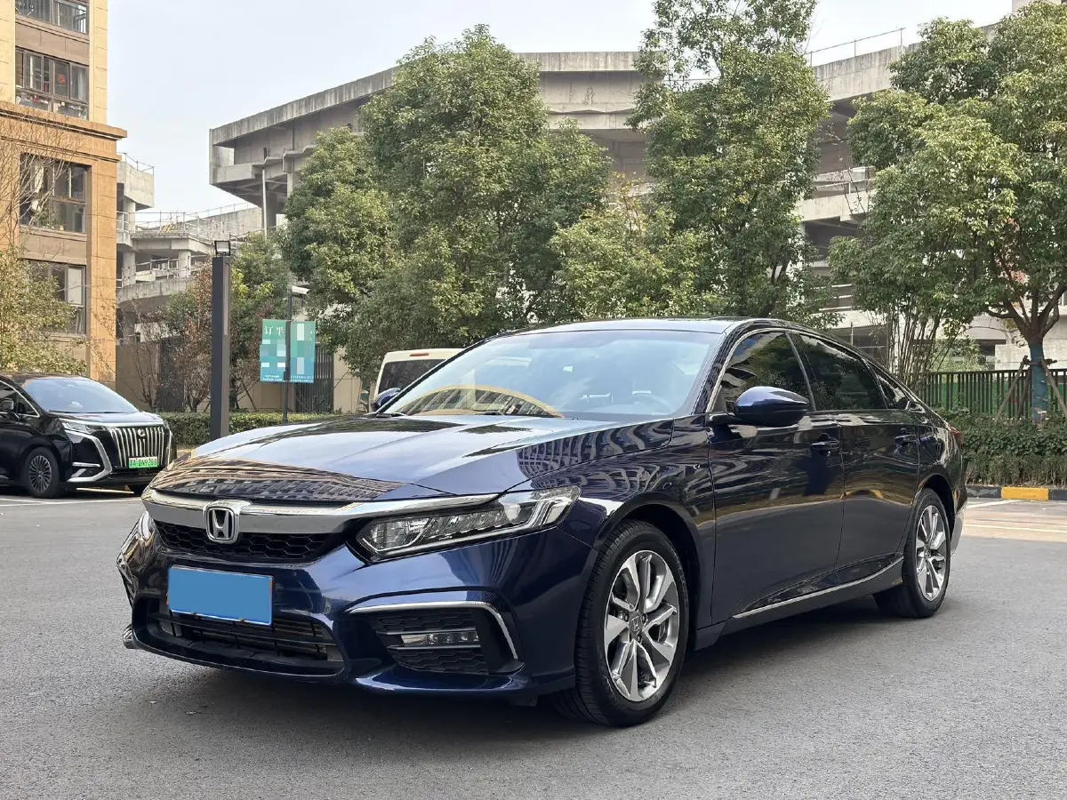 2019 Honda Inspire 1.5T 194HP L4 CVT