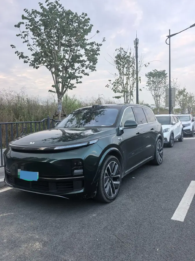 2022 Li L9 Range Extended 154HP REEV 42.6KWH