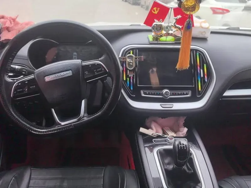 2018 Traum S70 1.5T 156HP L4 5MT,autocango,china used car exporter,china ev exporter,chinese used car exporter,chinese used ev exporter