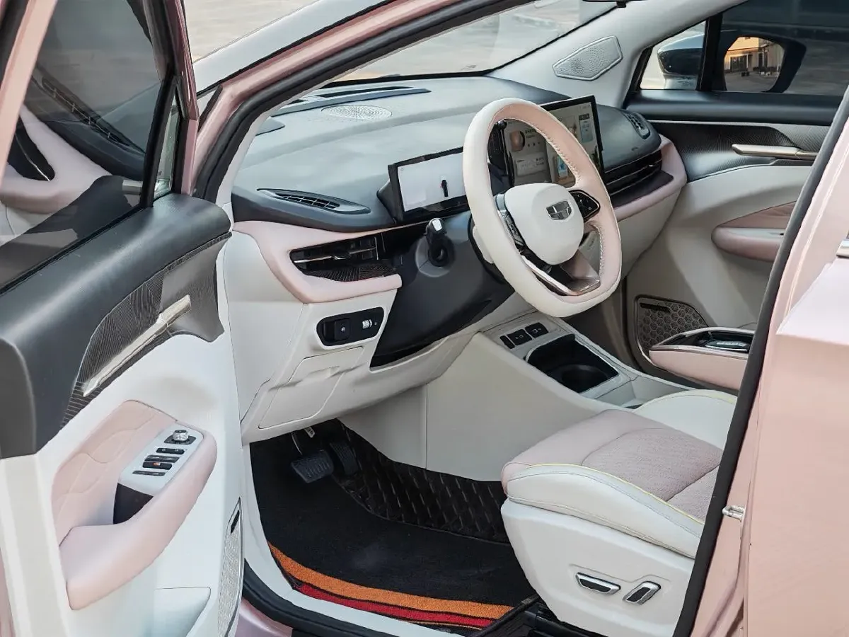 2022 Ruichi Auto ED71 BEV 60.152KWH,autocango,china used car exporter,china ev exporter,chinese used car exporter,chinese used ev exporter