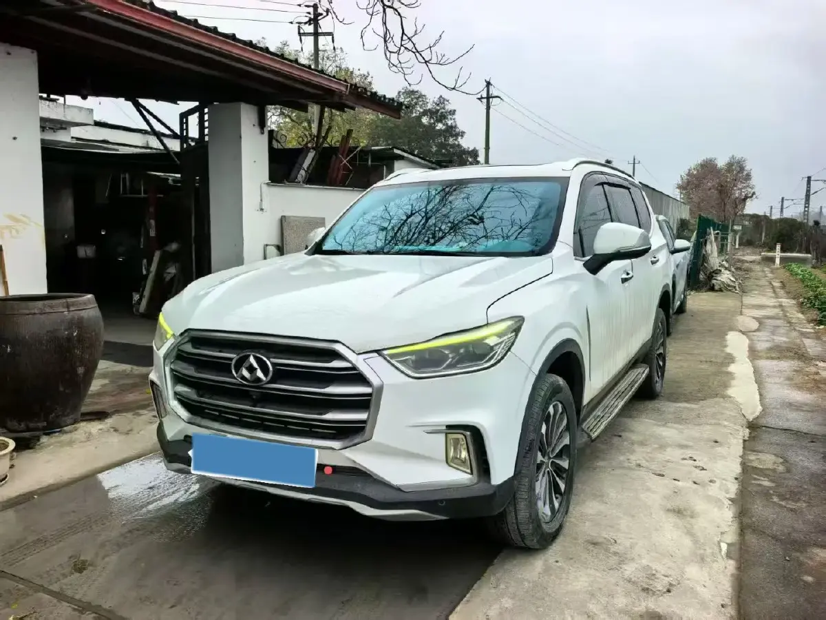 2017 MAXUS D90 2.0T 224HP L4 6AT