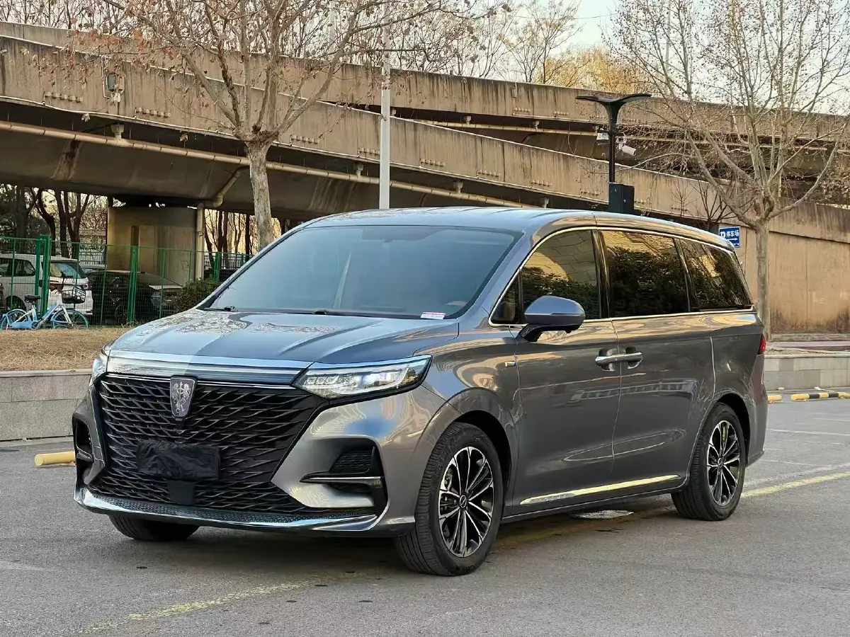 2022 Roewe iMAX8 2.0T 234HP L4 8AT