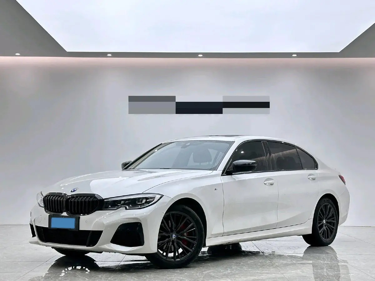 2022 BMW 3 Series 2.0T 184HP L4 8AT