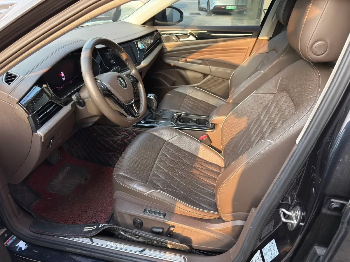 2019 Volvo V40 1.5T 152HP L4 6AT,autocango,china used car exporter,china ev exporter,chinese used car exporter,chinese used ev exporter