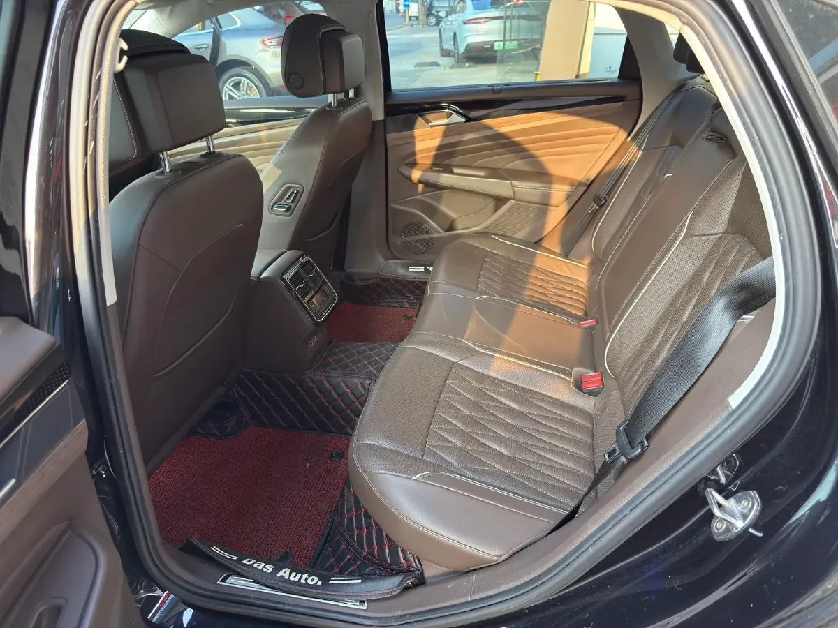 2019 Volvo V40 1.5T 152HP L4 6AT,autocango,china used car exporter,china ev exporter,chinese used car exporter,chinese used ev exporter