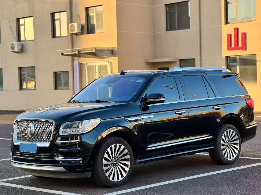 2018 Lincoln Navigator 3.5T 415HP V6 10AT