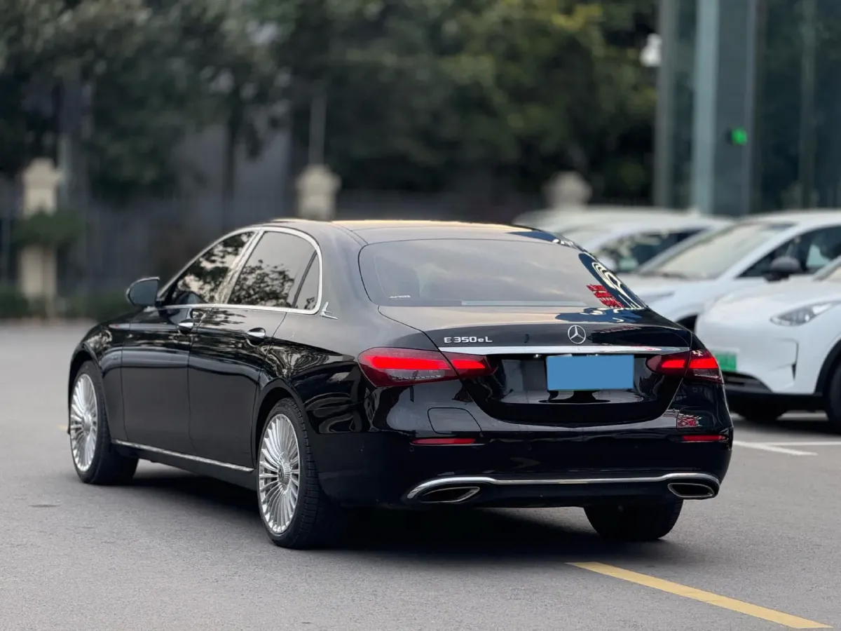 2021 Mercedes-Benz E Class 2.0T 211HP L4 9AT PHEV 25.4KWH,autocango,china used car exporter,china ev exporter,chinese used car exporter,chinese used ev exporter