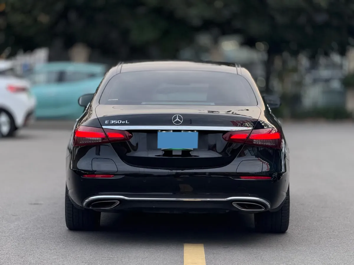 2021 Mercedes-Benz E Class 2.0T 211HP L4 9AT PHEV 25.4KWH,autocango,china used car exporter,china ev exporter,chinese used car exporter,chinese used ev exporter