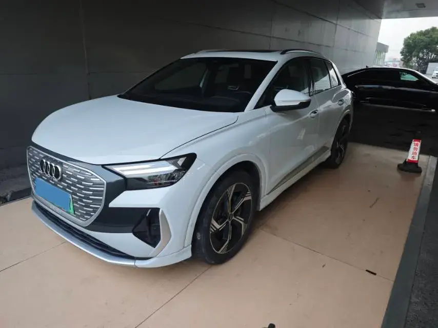 2023 Audi Q4 e-tron BEV 84.8KWH