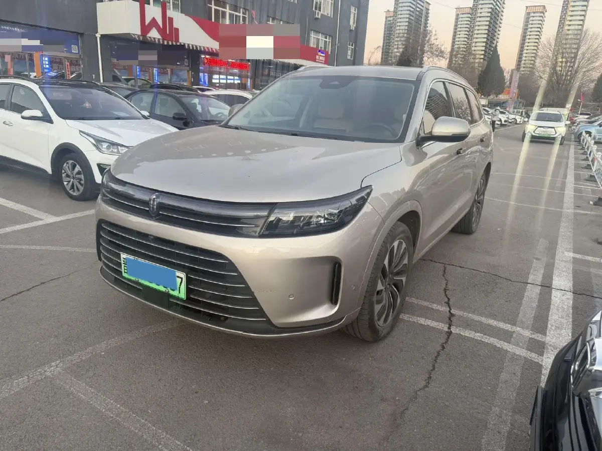 2022 Infiniti Q50L 2.0T 211HP L4 7AT