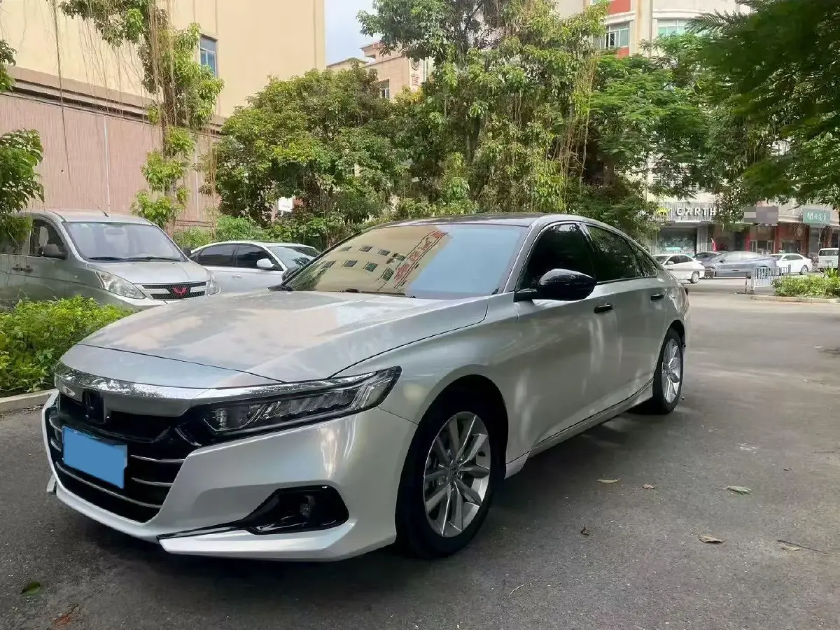 2022 Honda Accord 1.5T 194HP L4 CVT
