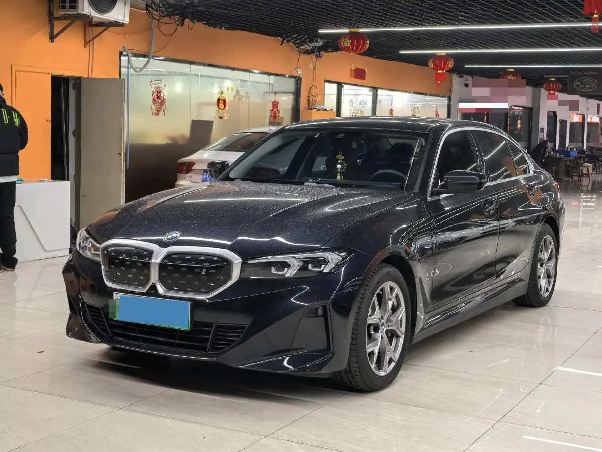 2024 BMW i3 BEV 70KWH