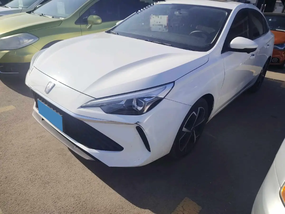 2023 Roewe i5 1.5L 129HP L4 CVT