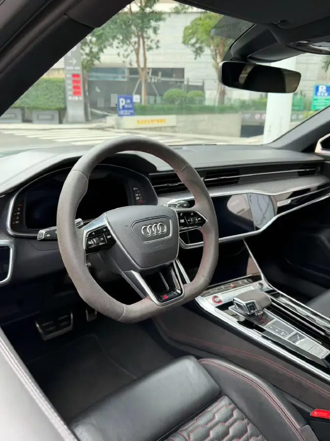 2021 Audi RS 6 4.0T 600HP V8 8AT,autocango,china used car exporter,china ev exporter,chinese used car exporter,chinese used ev exporter