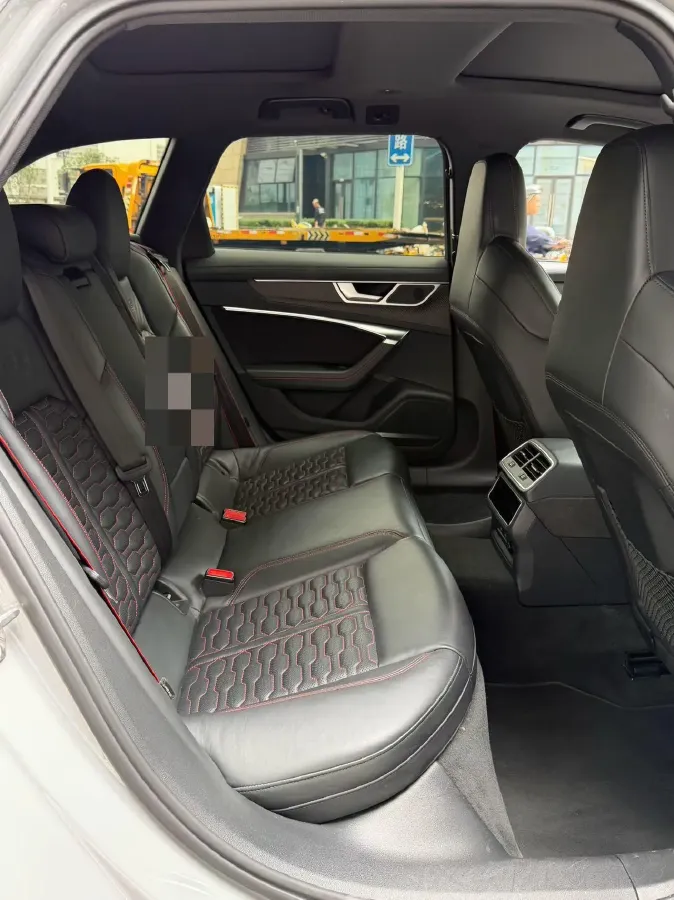 2021 Audi RS 6 4.0T 600HP V8 8AT,autocango,china used car exporter,china ev exporter,chinese used car exporter,chinese used ev exporter