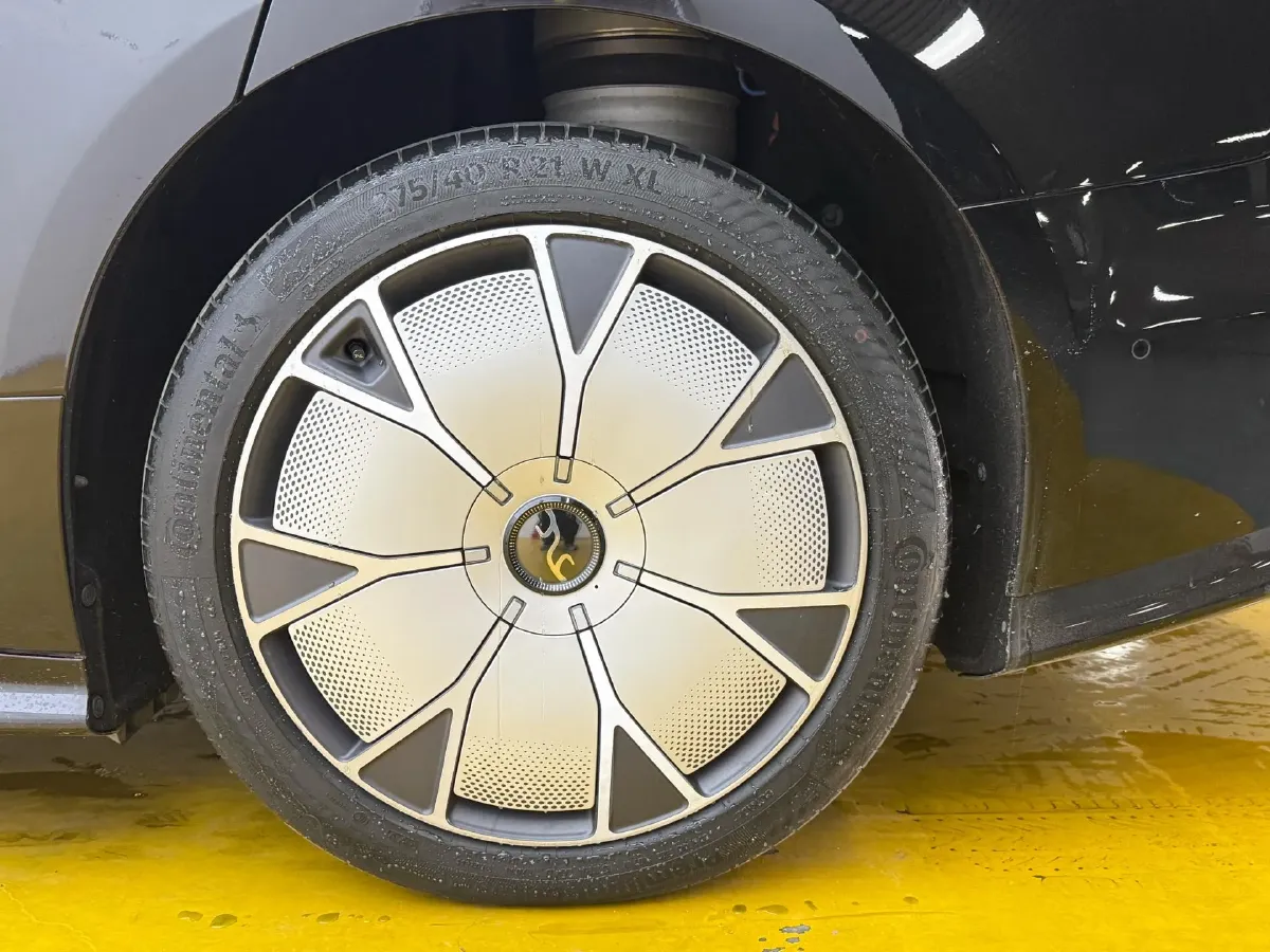 2025 YangWang U7 BEV 135.5KWH,autocango,china used car exporter,china ev exporter,chinese used car exporter,chinese used ev exporter