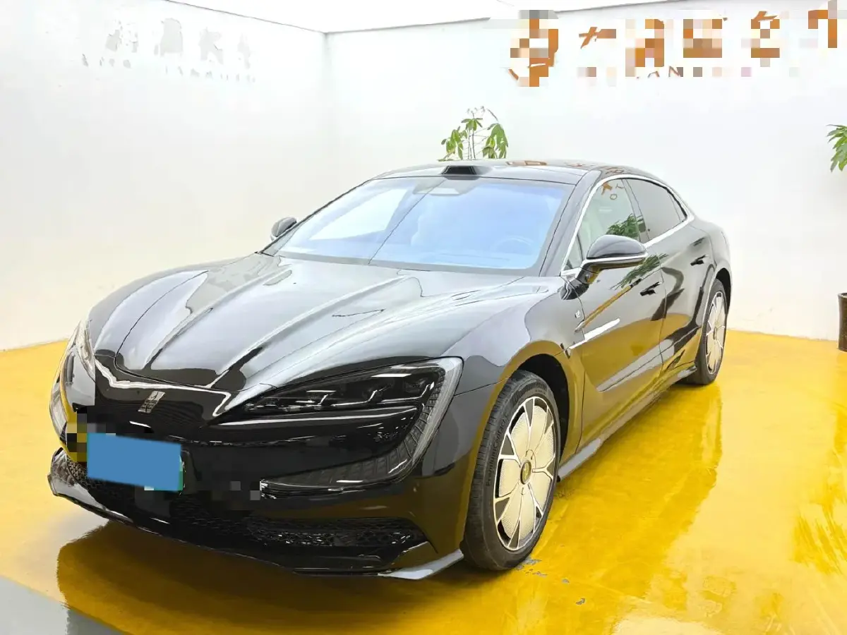 2025 YangWang U7 BEV 135.5KWH
