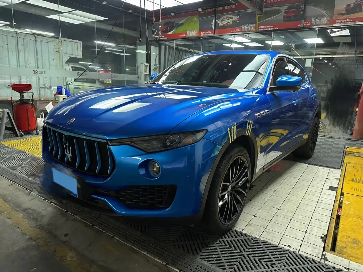 2018 Maserati Levante 3.0T 350HP V6 8AT