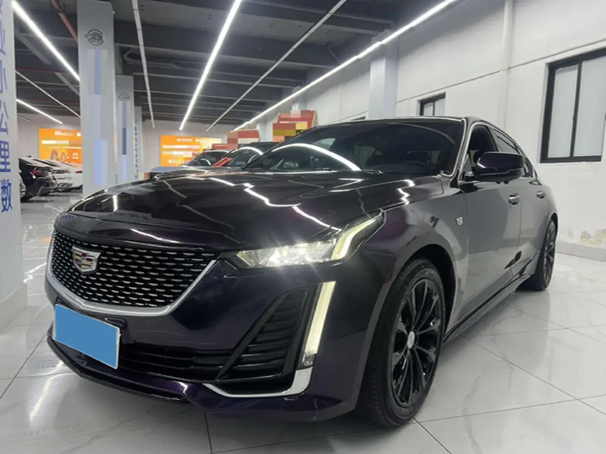 2022 Cadillac CT5 2.0T 237HP L4 10AT