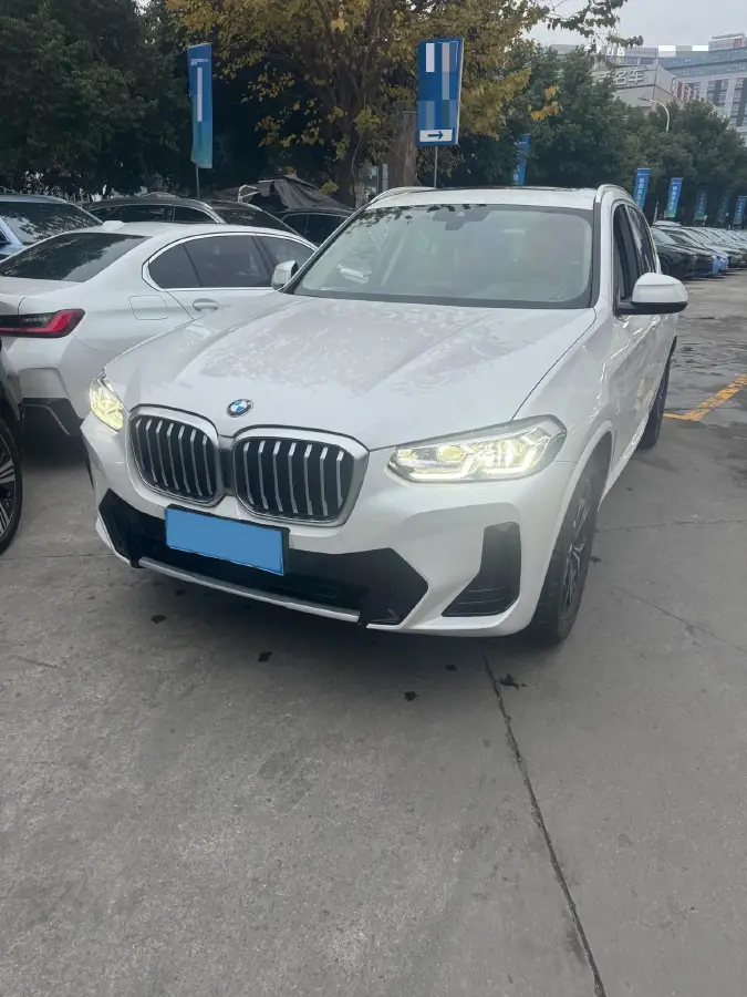 2022 BMW X3 2.0T 184HP L4 8AT