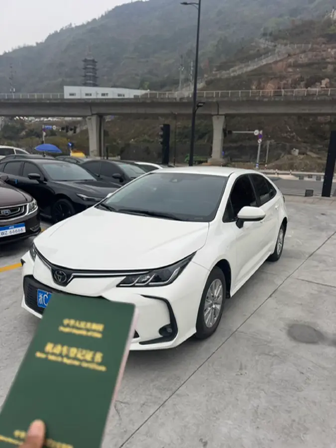 2021 Toyota Corolla 1.2T 116HP L4 CVT