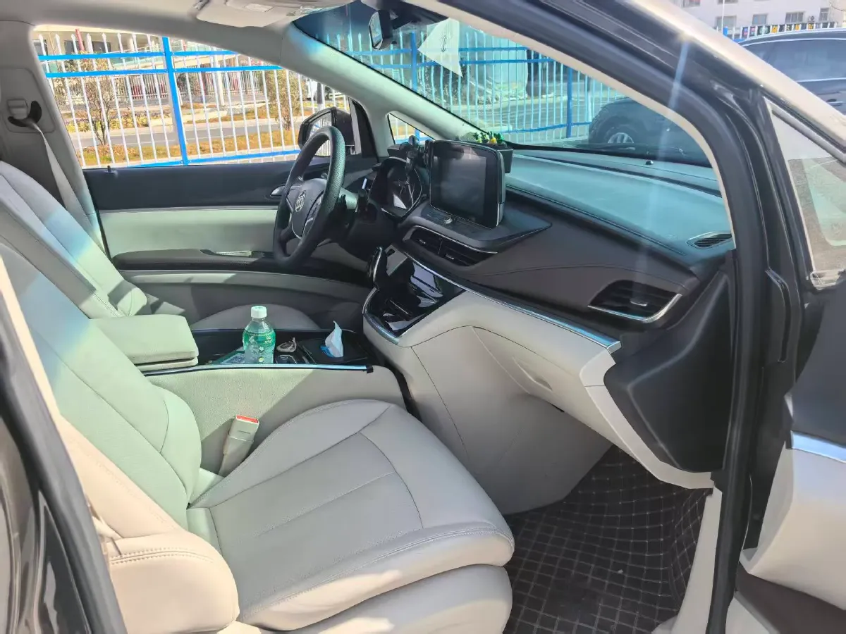 2021 Buick GL8 2.0T 237HP L4 9AT,autocango,china used car exporter,china ev exporter,chinese used car exporter,chinese used ev exporter