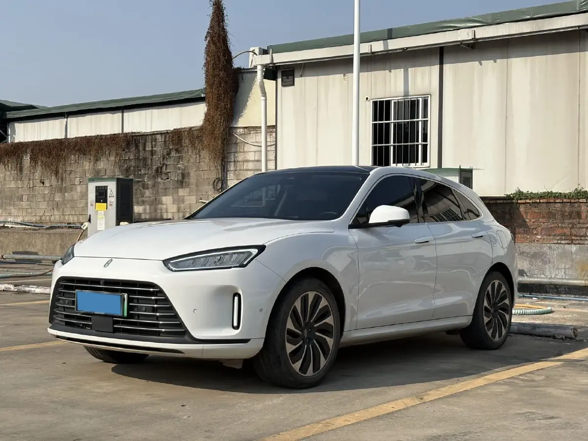 2022 Infiniti Q50L 2.0T 211HP L4 7AT