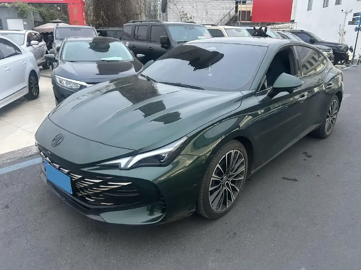 2023 MG 7 2.0T 261HP L4 9AT
