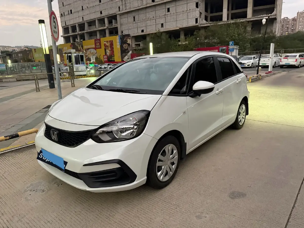 2023 Honda Fit 1.5L 124HP L4 CVT