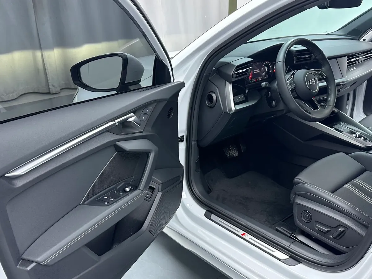 2022 Audi A3 1.4T 150HP L4 7DCT,autocango,china used car exporter,china ev exporter,chinese used car exporter,chinese used ev exporter