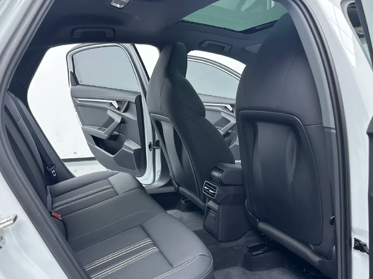 2022 Audi A3 1.4T 150HP L4 7DCT,autocango,china used car exporter,china ev exporter,chinese used car exporter,chinese used ev exporter