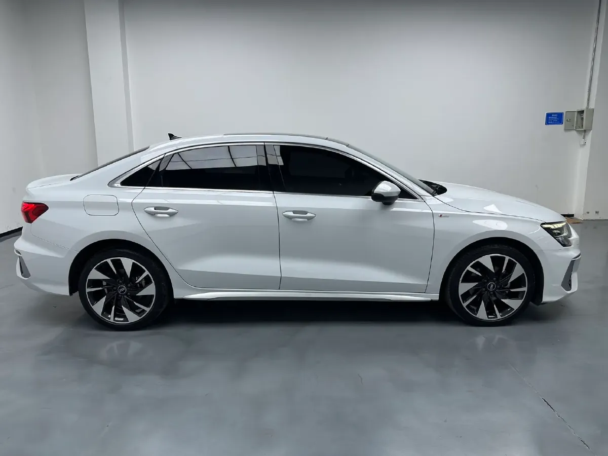 2022 Audi A3 1.4T 150HP L4 7DCT,autocango,china used car exporter,china ev exporter,chinese used car exporter,chinese used ev exporter