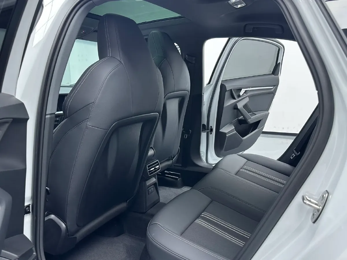 2022 Audi A3 1.4T 150HP L4 7DCT,autocango,china used car exporter,china ev exporter,chinese used car exporter,chinese used ev exporter