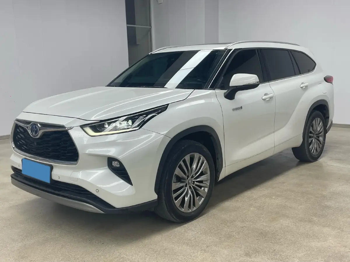 2022 Toyota Highlander 2.5L 192HP L4 E-CVT Hybrid