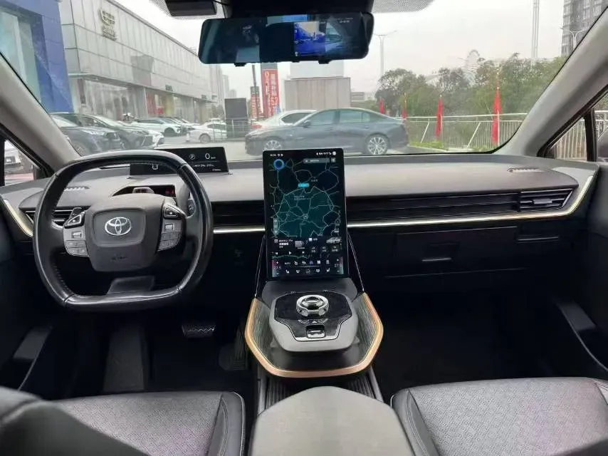 2023 Toyota bZ3 BEV 65.28KWH,autocango,china used car exporter,china ev exporter,chinese used car exporter,chinese used ev exporter