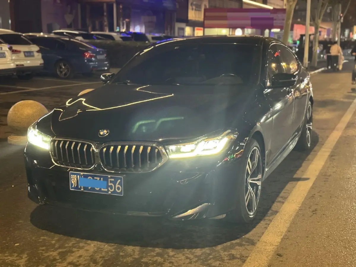 2022 BMW 6 Series GT 2.0T 245HP L4 8AT