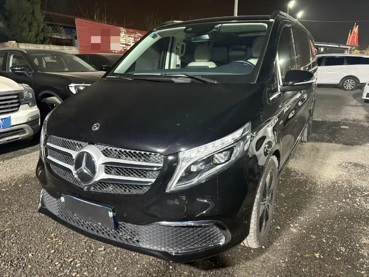 2021 Mercedes-Benz V Class 2.0T 211HP L4 9AT