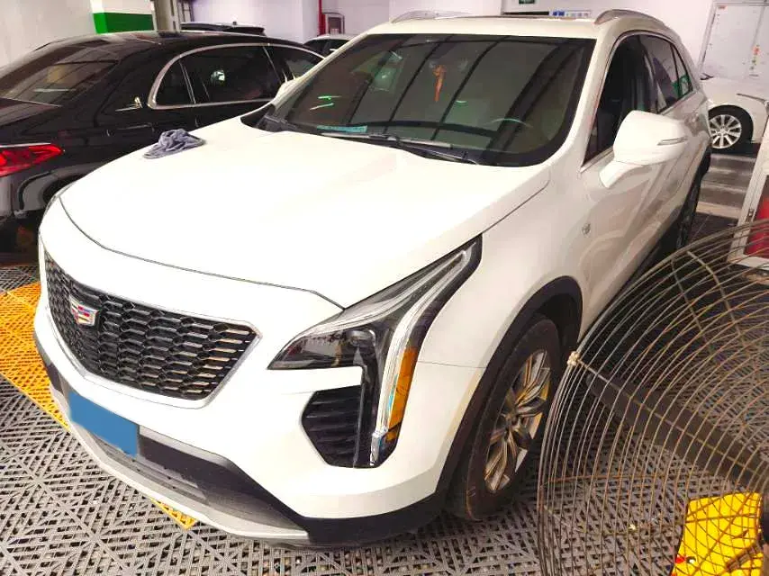 2020 Cadillac XT4 2.0T 241HP L4 9AT
