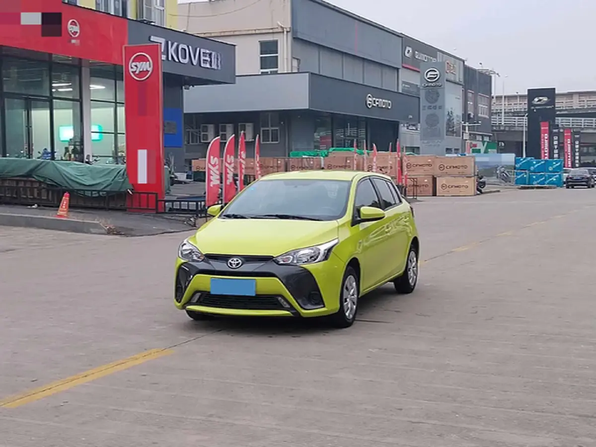 2017 Toyota Yaris L 1.5L 107HP L4 CVT