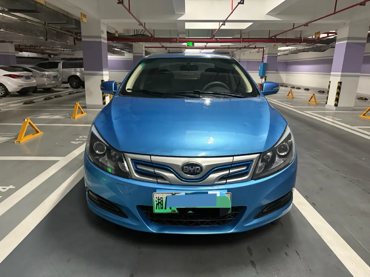 2018 BYD e5 BEV 60.48KWH,autocango,china used car exporter,china ev exporter,chinese used car exporter,chinese used ev exporter