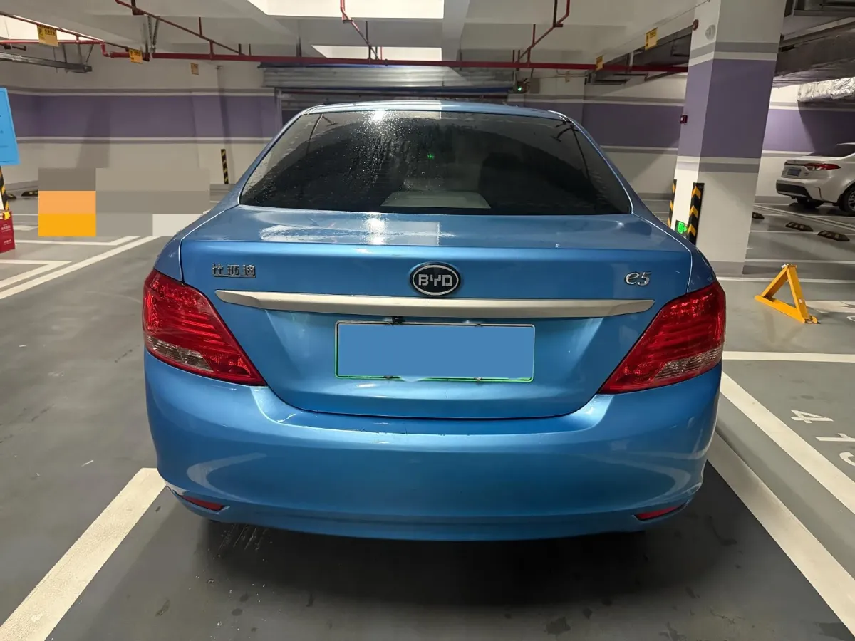 2018 BYD e5 BEV 60.48KWH,autocango,china used car exporter,china ev exporter,chinese used car exporter,chinese used ev exporter