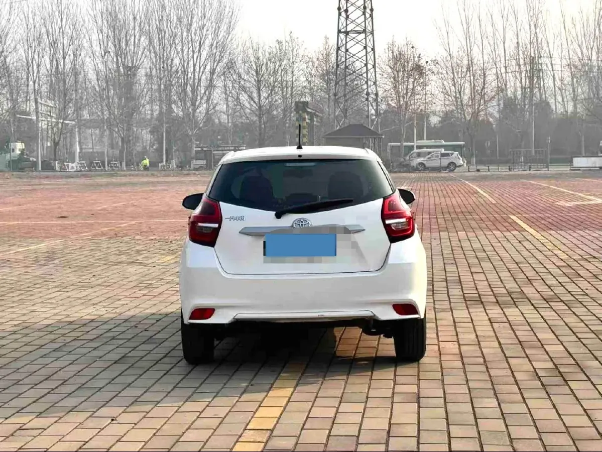 2021 Toyota Vios FS 1.5L 110HP L4 5MT,autocango,china used car exporter,china ev exporter,chinese used car exporter,chinese used ev exporter