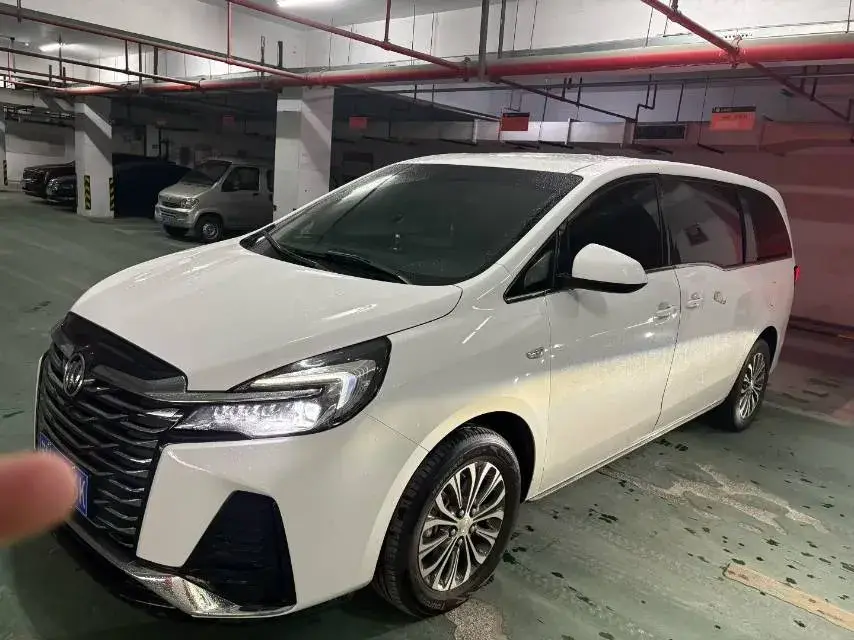 2022 Buick GL8 2.0T 237HP L4 9AT