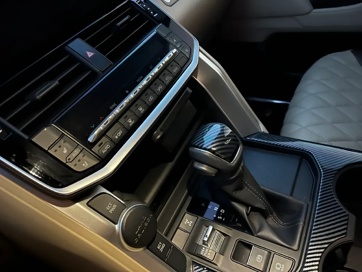 2021 HiPhi X BEV 97KWH,autocango,china used car exporter,china ev exporter,chinese used car exporter,chinese used ev exporter