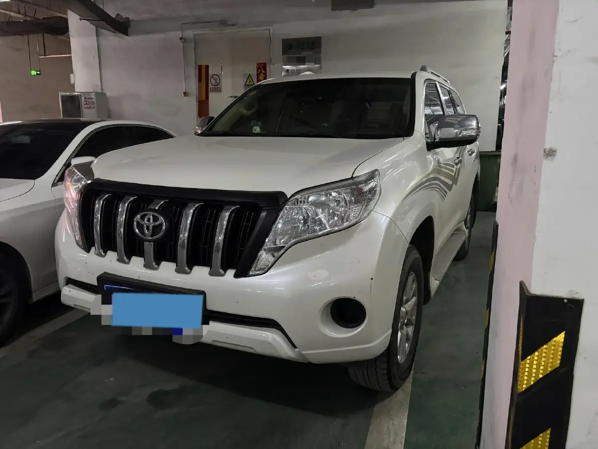 2017 Toyota Corolla 1.6L 122HP L4 CVT