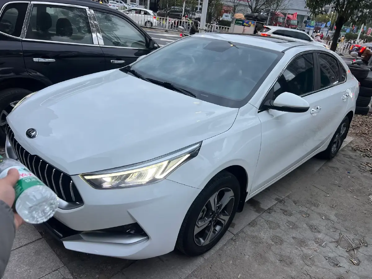 2019 Kia K3 1.5L 115HP L4 CVT