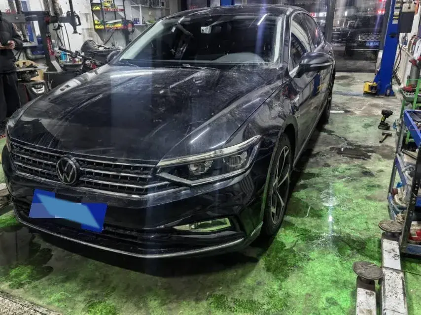 2023 Volkswagen Magotan 2.0T 186HP L4 7DCT